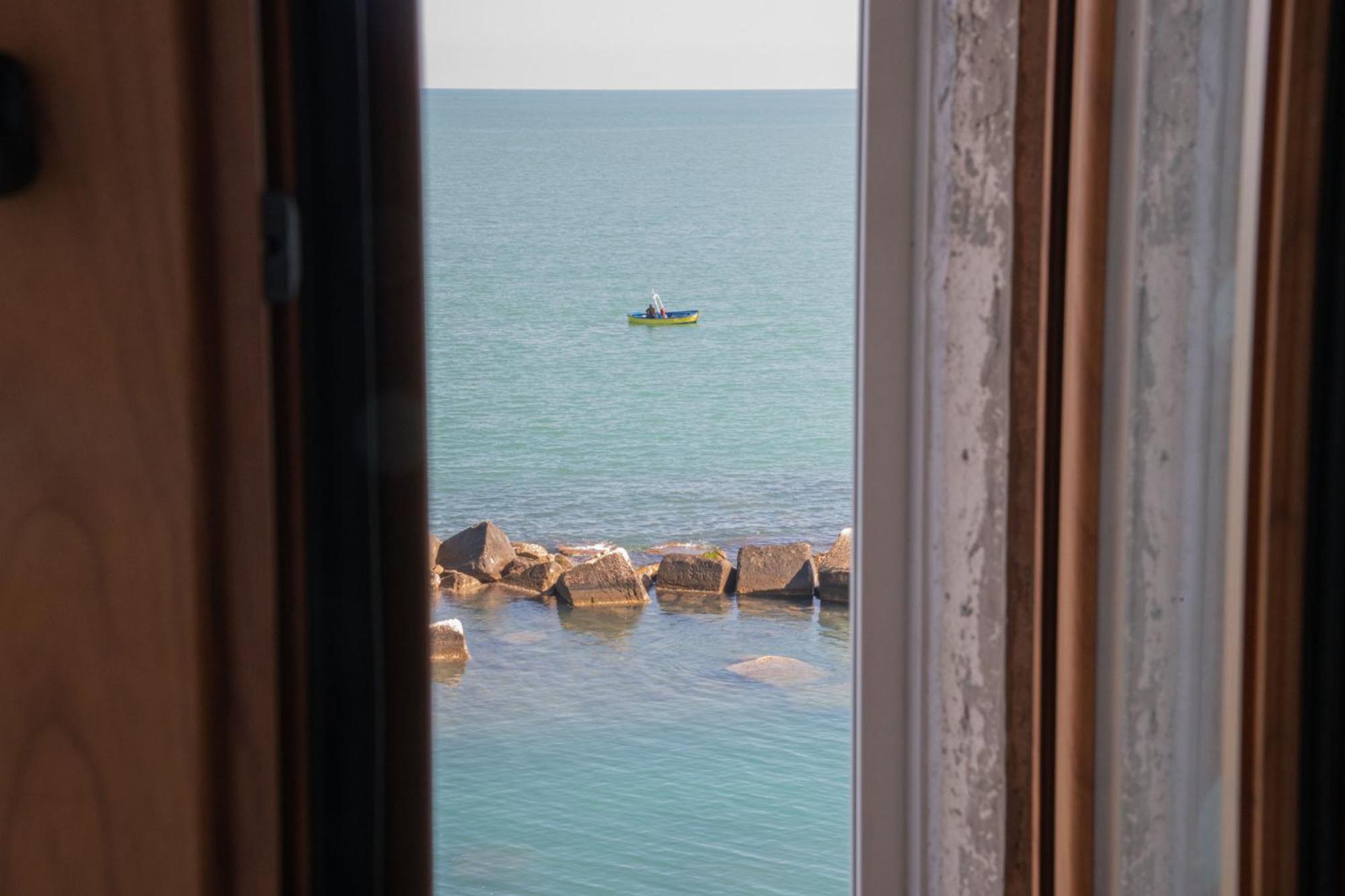 Casa Sant Orsola La Finestra Sul Mare Apartment Molfetta Luaran gambar